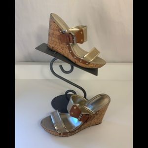 Tommy Hilfiger gold cork wedge Sandles 8.5